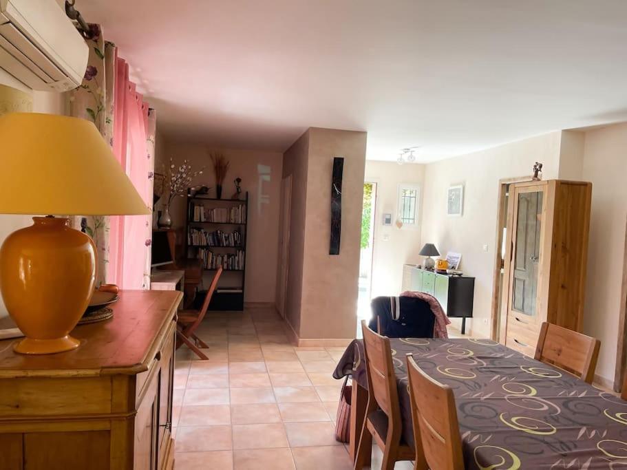 Petit Paradis . Pujaut Exterior photo